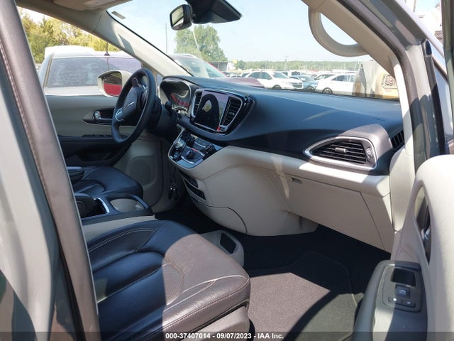 2C4RC1BG8NR117272 Chrysler Pacifica Touring L