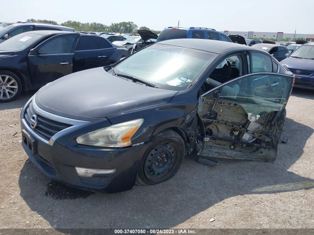 Nissan Altima 2.5 S 2015 1N4AL3APXFC232112 Image 2