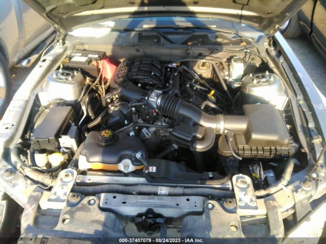 1ZVBP8AM3E5332042 Ford Mustang V6