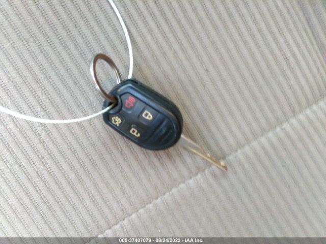 1ZVBP8AM3E5332042 Ford Mustang V6