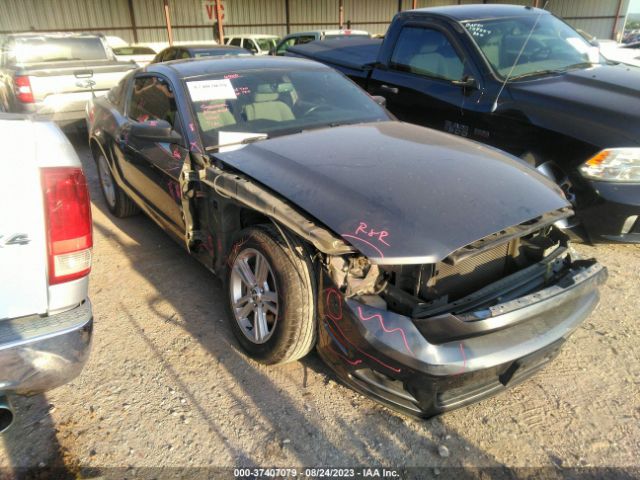 1ZVBP8AM3E5332042 Ford Mustang V6