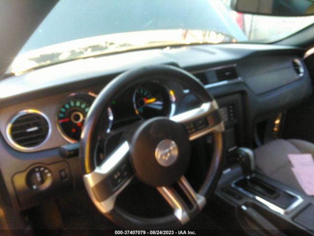 1ZVBP8AM3E5332042 Ford Mustang V6