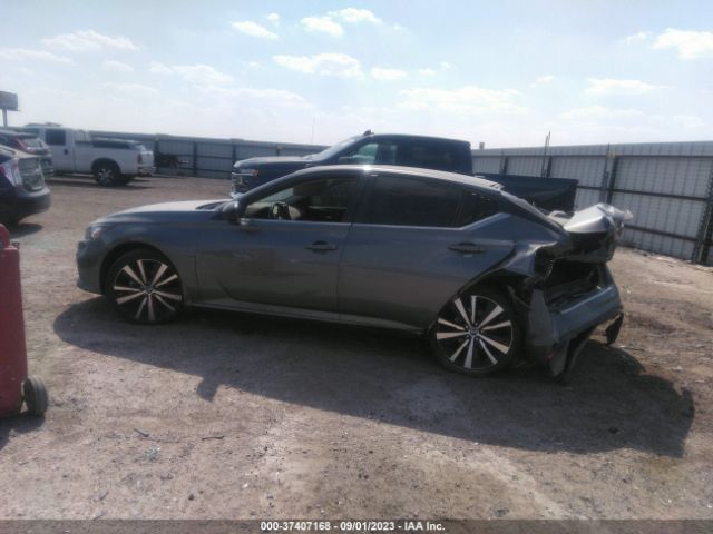 1N4AL4CV3MN389371 Nissan Altima 2.0 Sr