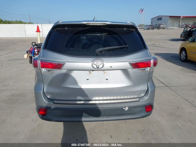 Toyota Highlander Xle 2016 5TDKKRFH3GS125747 Image 16