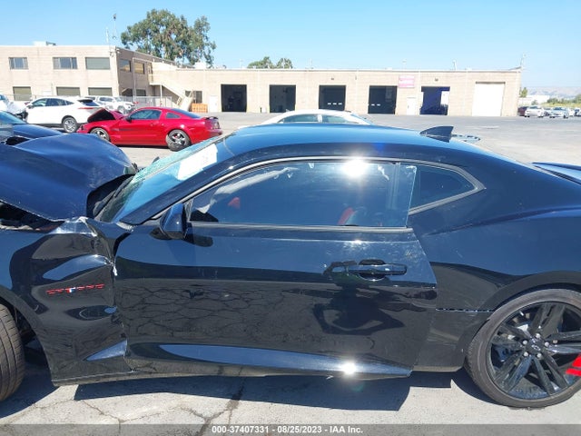 2021 CHEVROLET CAMARO LT1 VIN: 1G1FF1R79M0142084