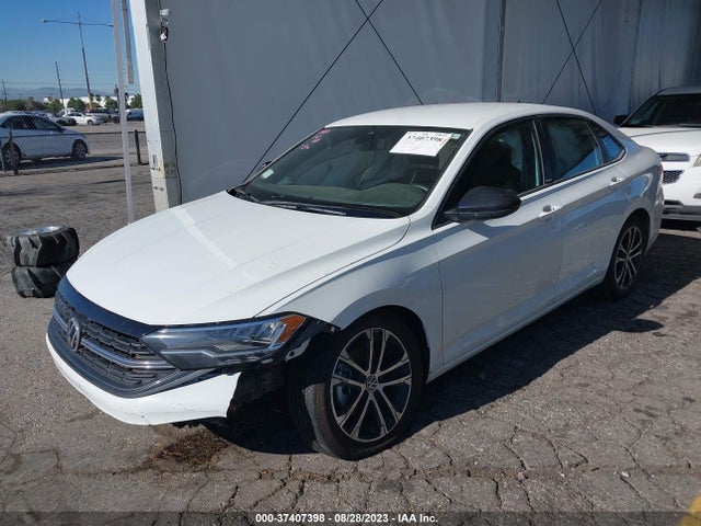 3VWBM7BUXPM008519 Volkswagen Jetta Sport