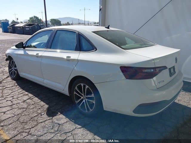 3VWBM7BUXPM008519 Volkswagen Jetta Sport
