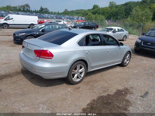 1VWBN7A39EC063208 Volkswagen Passat Tdi Se W/sunroof & Nav