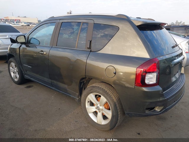1C4NJCEBXFD209620 Jeep Compass Latitude