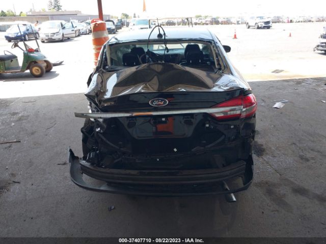 3FA6P0SU2HR354674 Ford Fusion Energi Titanium/platinum