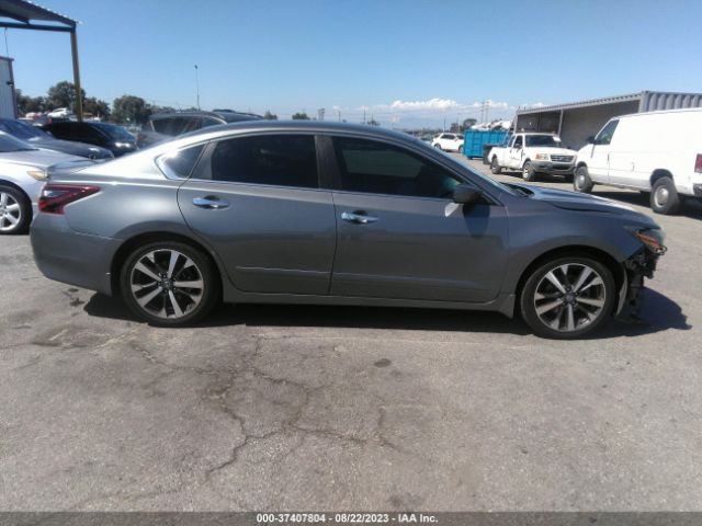 1N4AL3APXHN324487 Nissan Altima 2.5 Sr