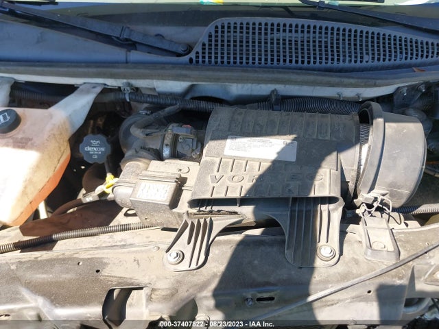 Chevrolet EXPRESS CARGO VAN 2017 1GCWGAFF6H1104151 Image 10
