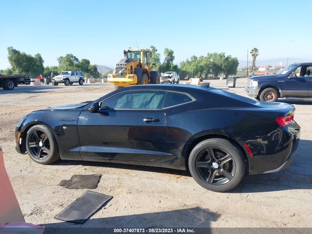 Chevrolet Camaro 1lt 2018 1G1FB1RS1J0119457 Image 13
