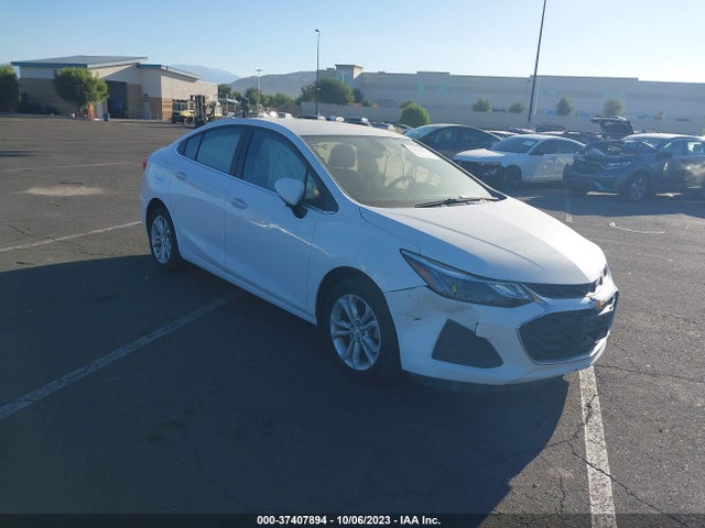 2019 1G1BE5SM6K7108858 main image