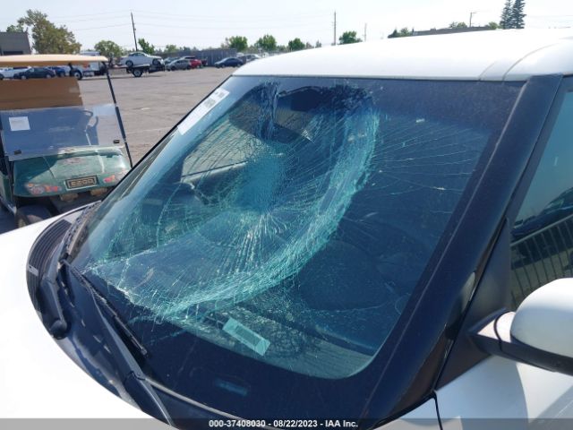 KNDJP3A54K7697257 KIA SOUL +