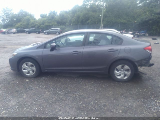 19XFB2F55FE286205 Honda Civic Sedan Lx