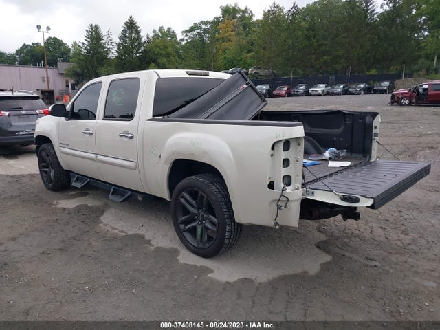 2013 GMC SIERRA 1500 DENALI VIN: 3GTP2XE22DG301303