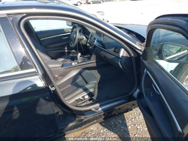 WBA8B9C59JK677074 BMW 3 Series 330i