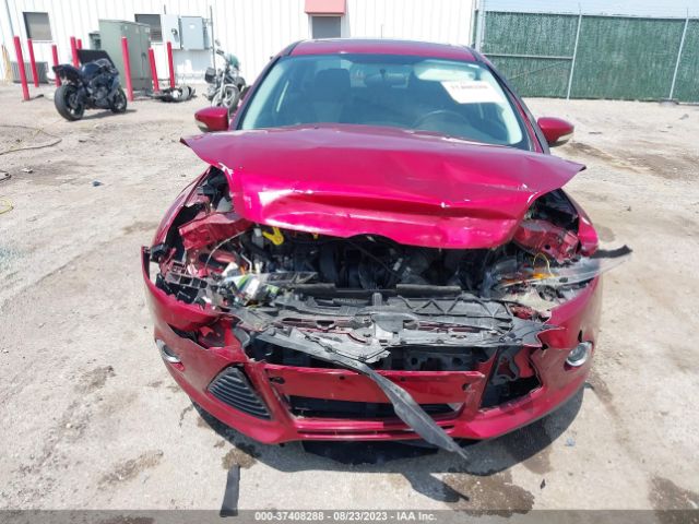 1FADP3F24EL450219 Ford FOCUS SE