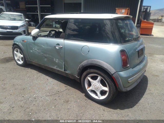 2002 MINI COOPER HARDTOP WMWRC33482TE10464 Photo 2