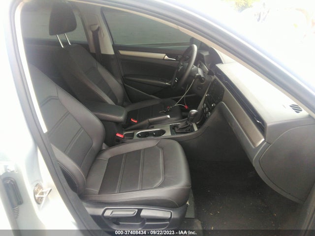 1VWSA7A30MC010908 Volkswagen Passat 2.0t Se
