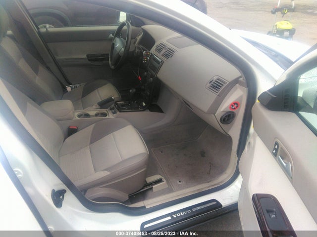 2006 VOLVO S40 2.4L VIN: YV1MS390162210484