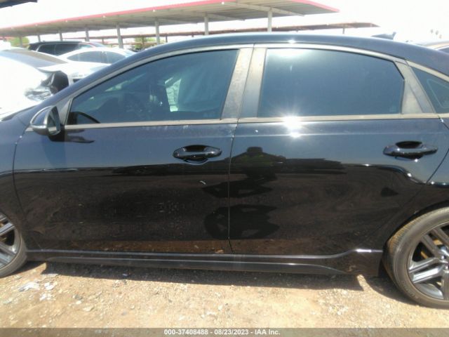 3KPF34AD8LE135944 KIA Forte Gt-line