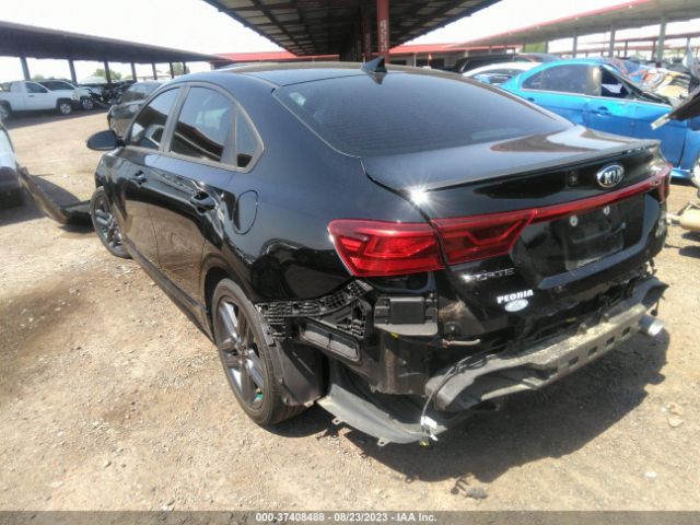 3KPF34AD8LE135944 KIA Forte Gt-line
