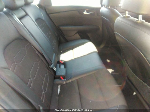 3KPF34AD8LE135944 KIA Forte Gt-line