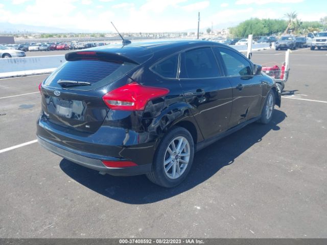 1FADP3K28JL282794 Ford FOCUS SE