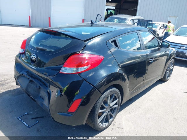 Hyundai VELOSTER 2015 KMHTC6AD8FU224994 Image 4