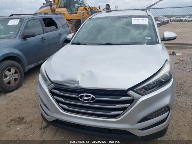Hyundai TUCSON SEL 2018 KM8J33A44JU660000 Image 4