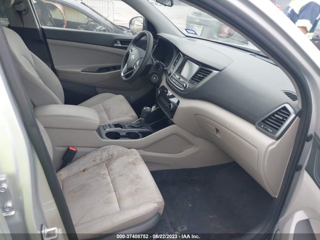 Hyundai TUCSON SEL 2018 KM8J33A44JU660000 Image 11