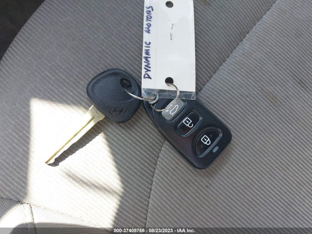 Hyundai ELANTRA SE 2017 5NPD74LF8HH194618 Image 3