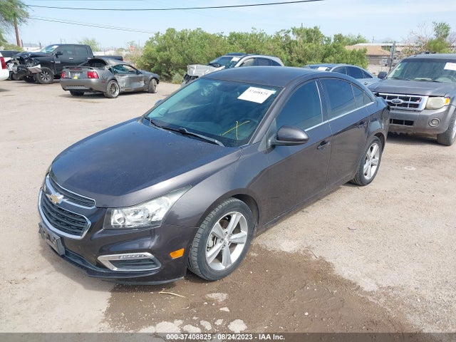 Chevrolet CRUZE LT 2015 1G1PE5SBXF7260488 Image 2