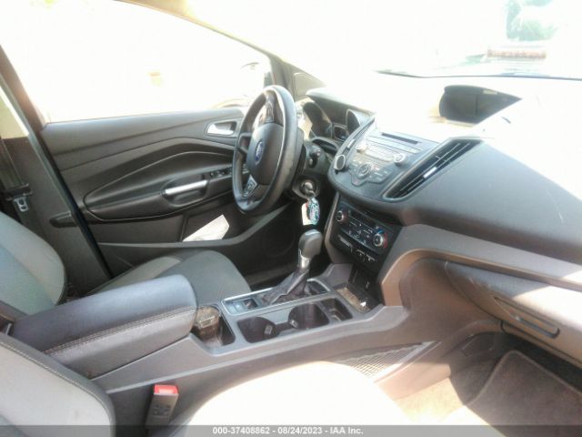 1FMCU0GD4HUE90730 Ford ESCAPE SE