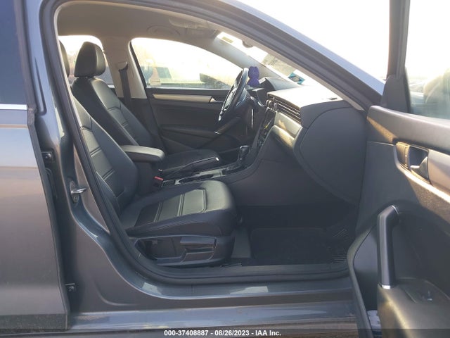 1VWSA7A3XLC010610 Volkswagen Passat 2.0t Se
