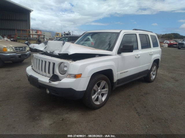 1C4NJPFAXGD582395 Jeep Patriot Latitude