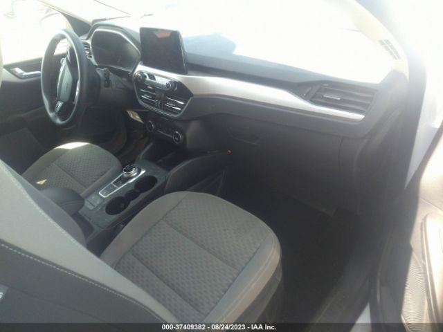 1FMCU9G69LUB80152 Ford ESCAPE SE