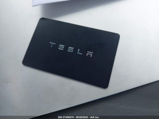 5YJYGDEE7MF198352 Tesla Model Y Long Range