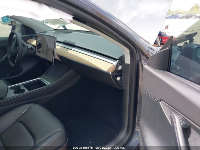 5YJYGDEE7MF198352 Tesla Model Y Long Range