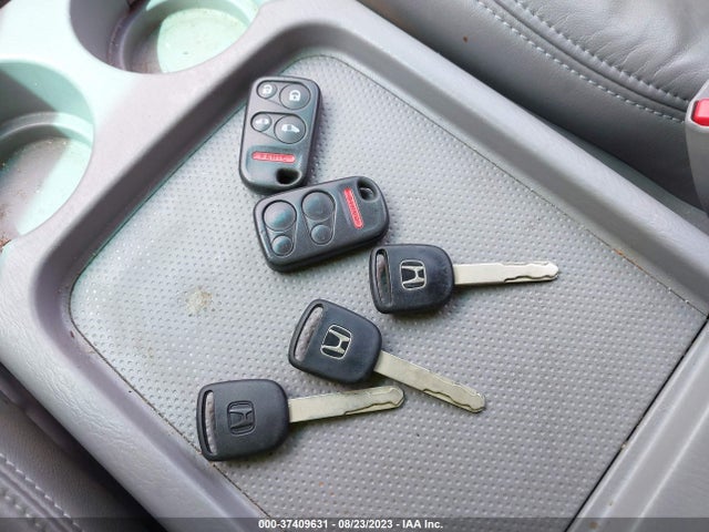 2003 HONDA ODYSSEY EX-L VIN: 5FNRL18023B037582