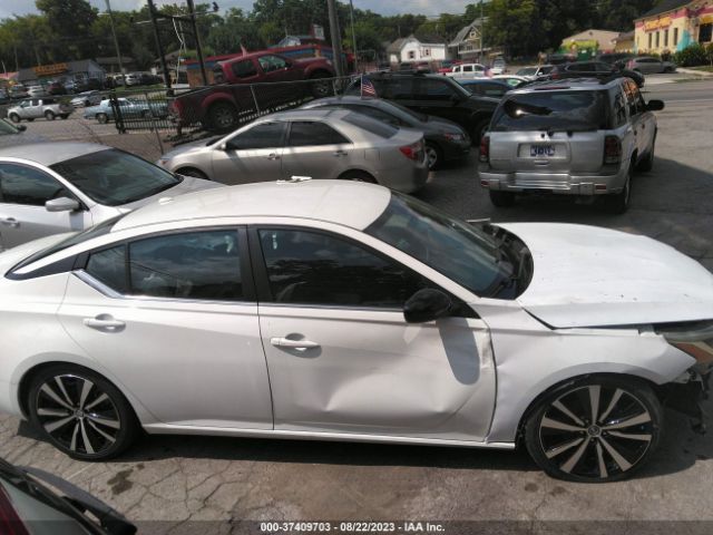 1N4BL4CV1NN358738 Nissan Altima 2.5 Sr