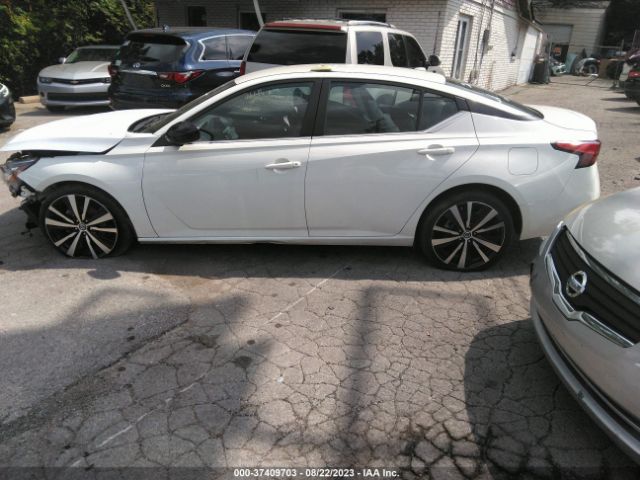 1N4BL4CV1NN358738 Nissan Altima 2.5 Sr