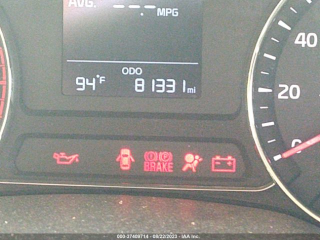 3KPFK4A7XJE239572 KIA FORTE LX