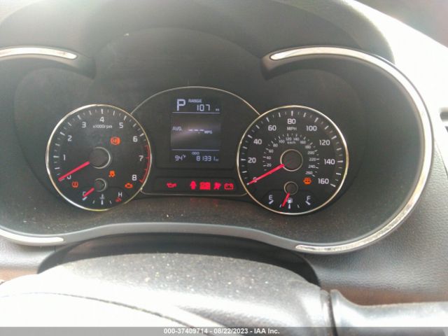 3KPFK4A7XJE239572 KIA FORTE LX