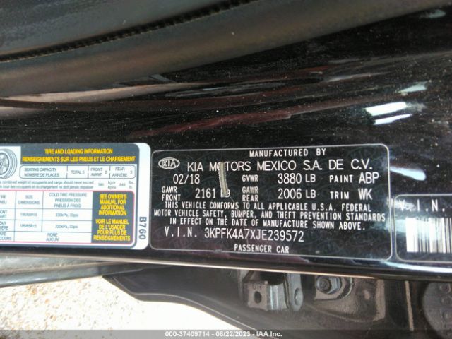 3KPFK4A7XJE239572 KIA FORTE LX