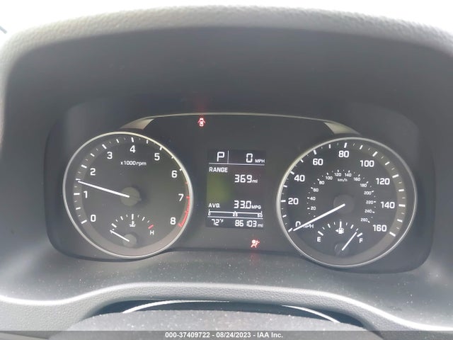 2018 HYUNDAI ELANTRA SE VIN: 5NPD74LFXJH394244
