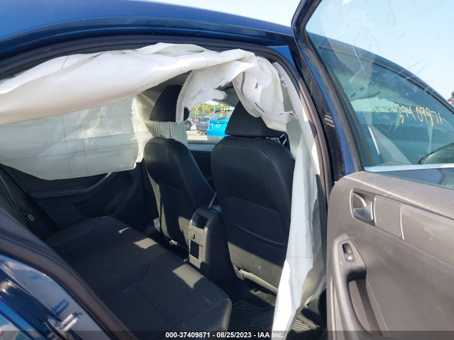 3VWDB7AJ3JM238450 Volkswagen Jetta 1.4t