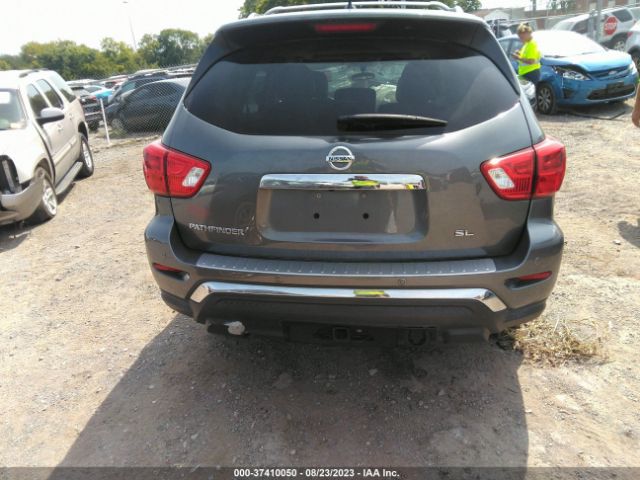 5N1DR2MN3JC656701 Nissan Pathfinder Sl